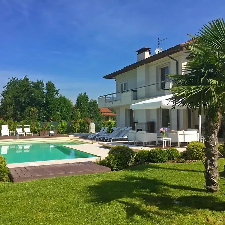Diamante Villa *
